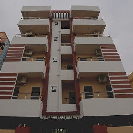 Oyo 17276 ザ メープル ツリー ホテルズ ブバネーシュワル エクステリア 写真